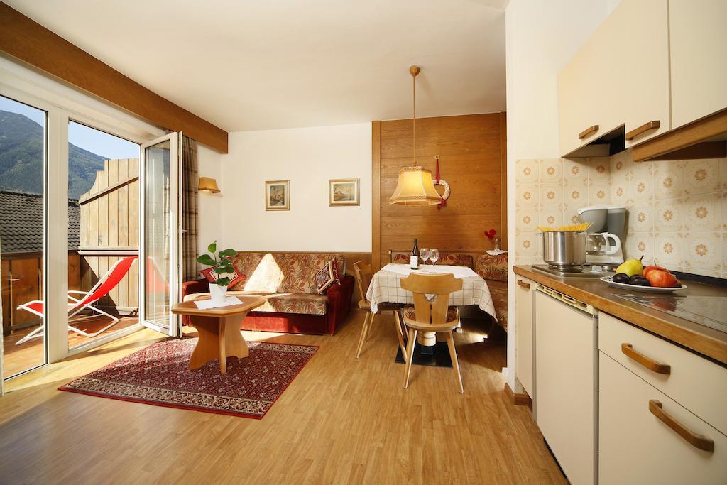 Alpina Residence Naturns Oda fotoğraf